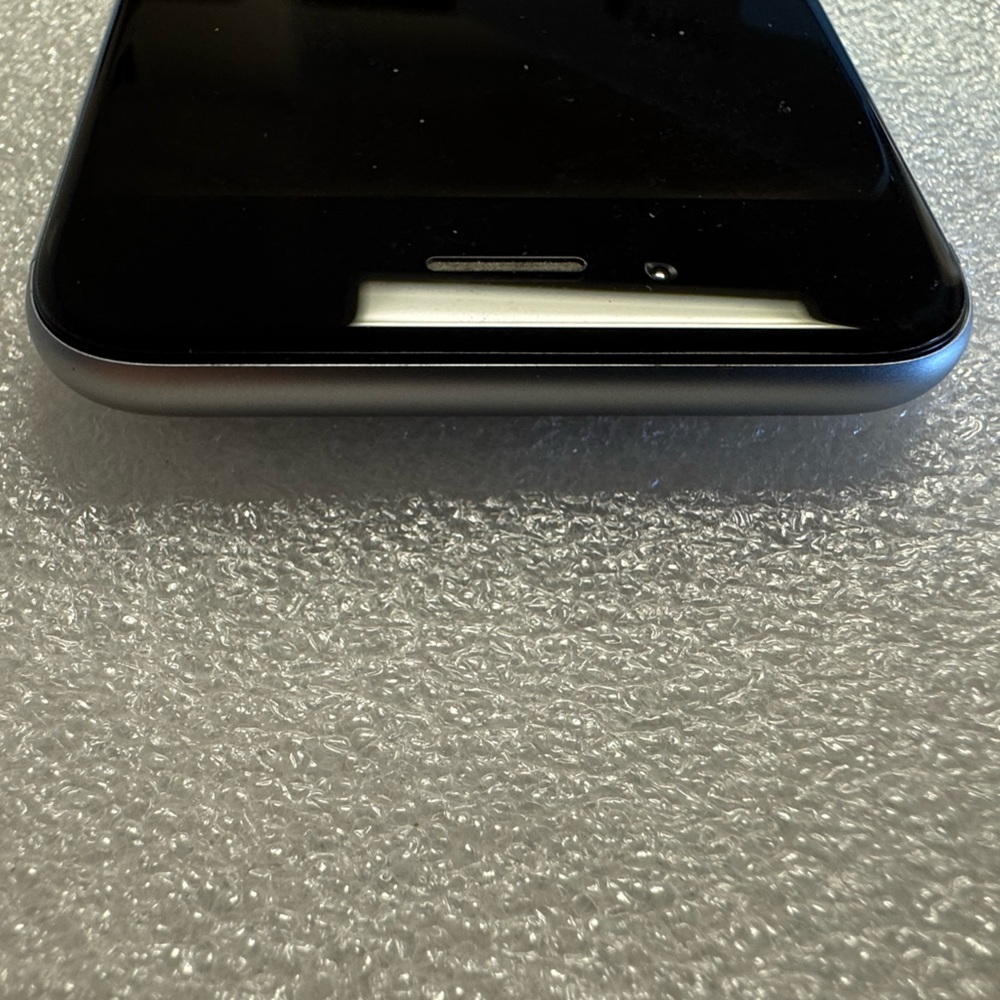 Apple iPhone 6 Space Gray, 64GB, Verizon Network. Excellent condition! - Picture 7 of 10